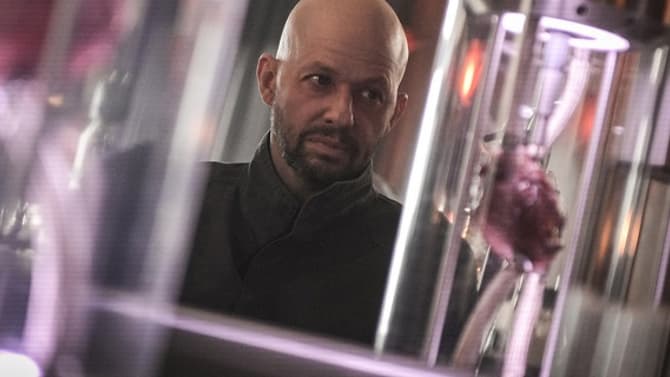 SUPERGIRL &quot;O Brother, Where Art Thou?&quot; Images Reveal A Wheelchair Bound Lex Luthor