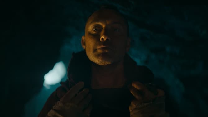 STAR WARS: First SKELETON CREW Trailer And Poster Introduce Jude Law's Mysterious Jedi Jod Na Nawood