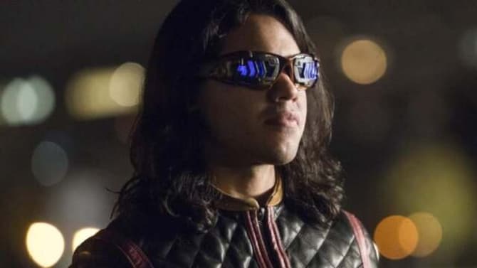 THE FLASH Actor Carlos Valdes Shuts Down Rumors That He's Leaving The Show