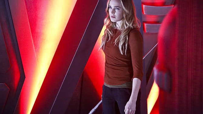 New Promotional Stills From LEGENDS OF TOMORROW Season 1 Episode 7: &quot;Marooned&quot;