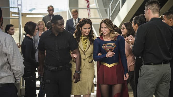 Kara's All Smiles In These New Promotional Stills From SUPERGIRL Season 2 Episode 3: &quot;Welcome To Earth&quot;